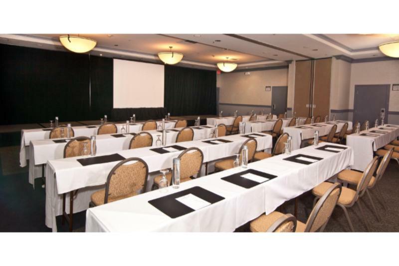 מלון Crowne Plaza Costa Mesa Orange County By Ihg מראה חיצוני תמונה